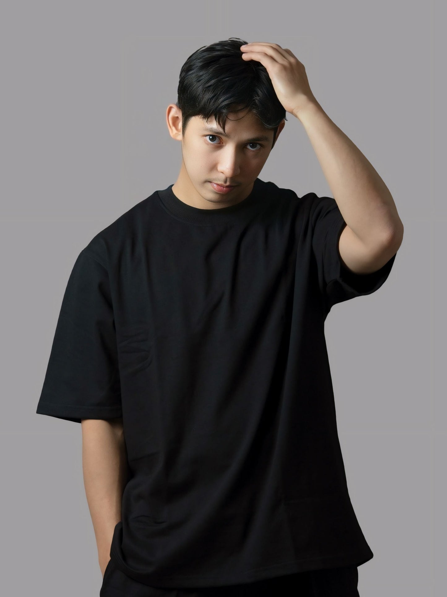 Premium Black Plain Oversize T-Shirt in Dubai, UAE Local Made - Easy tear-off label for rebranding