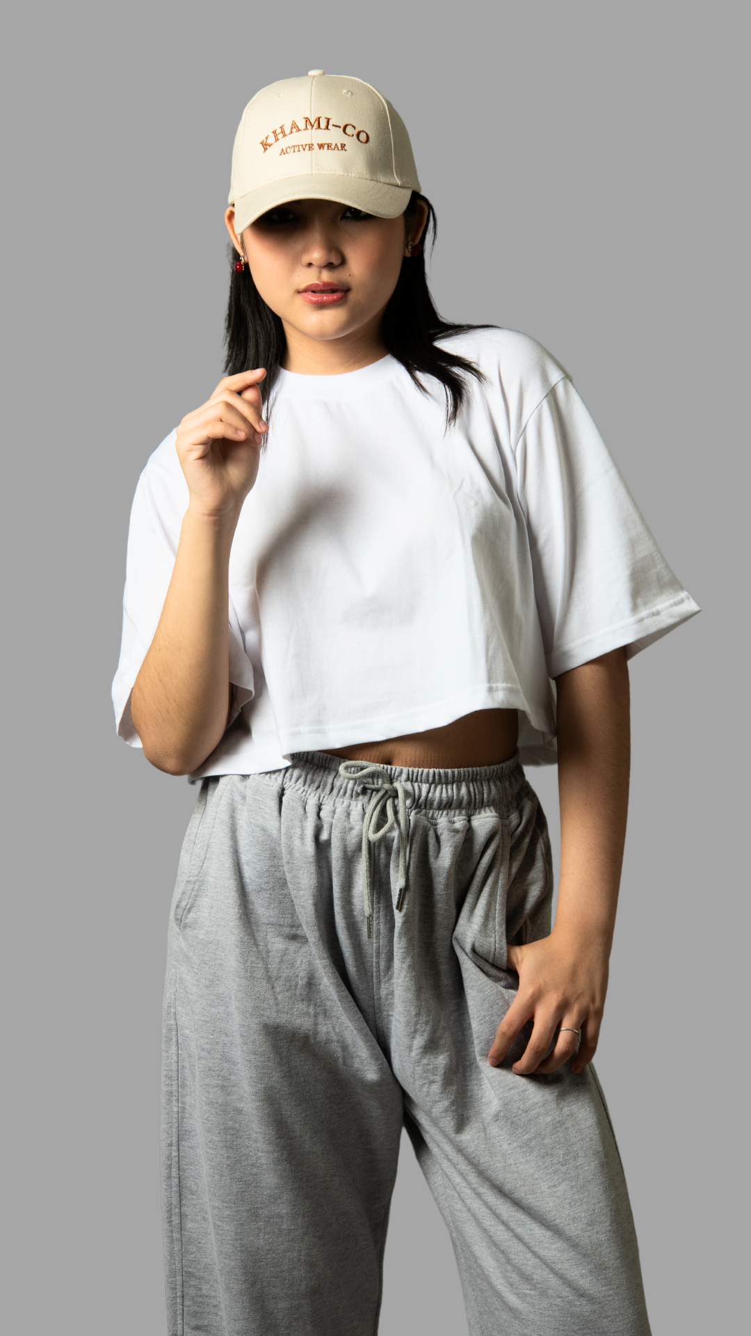 Oversize Croptop - Dubai's Signature White Elegance