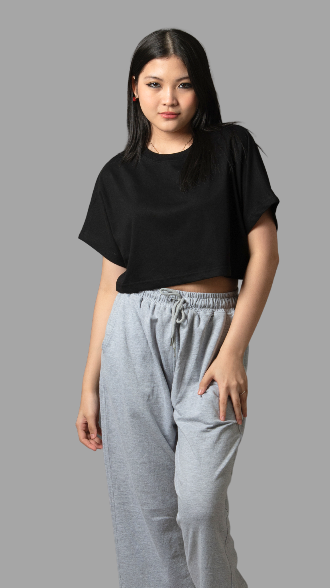 Oversize Croptop - Dubai's Signature Black Elegance