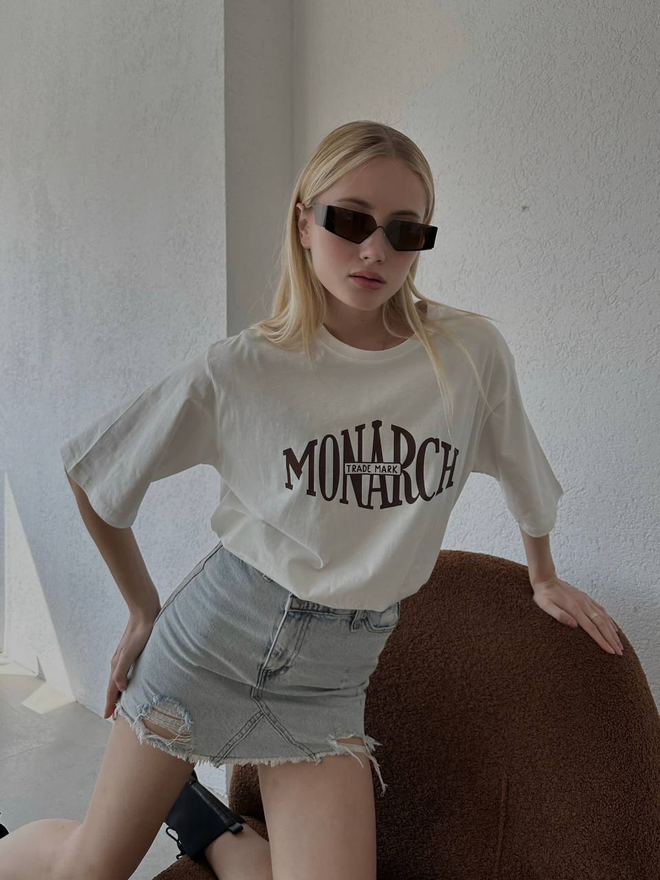 MONARCH - DUBAI OVERSIZED TEE IN WHITE