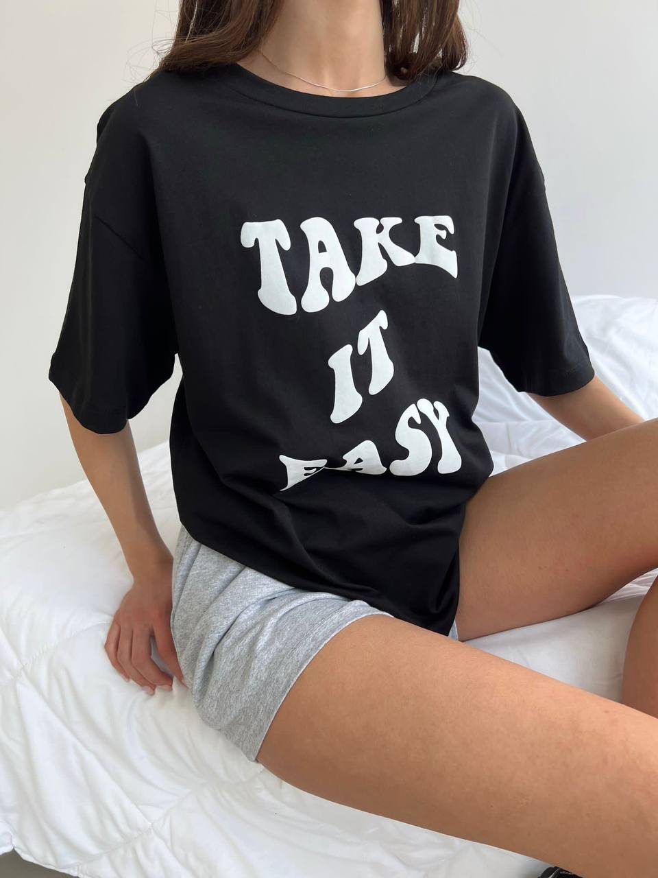 KHAMI BASIC BLACK TEE - TAKE IT EASY