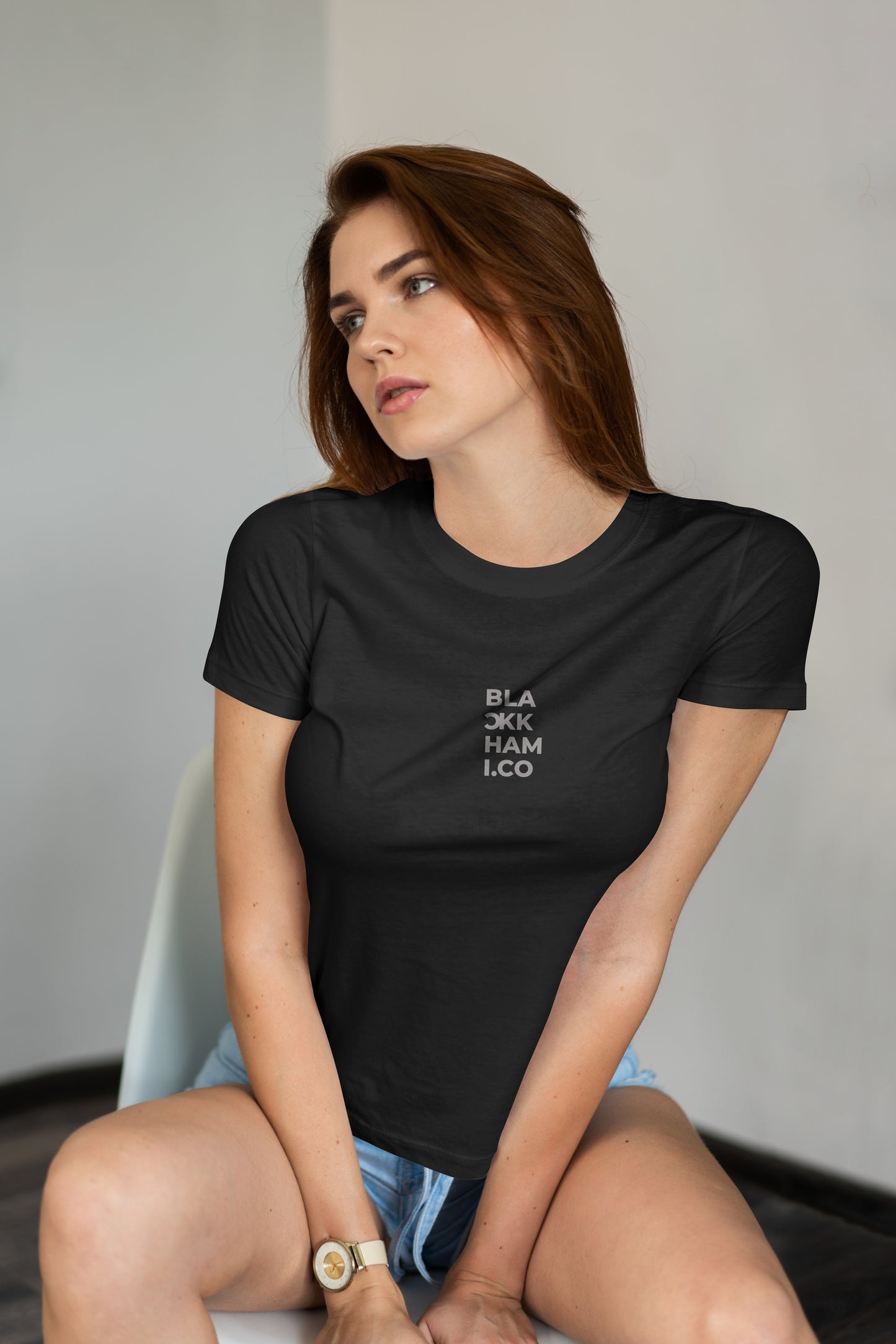 Women's Short Sleeve T-shirt - New Collection Blaćk x Khami.co